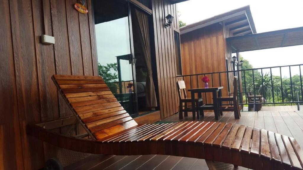 Dusit Talai Resort Mu Si Exterior foto